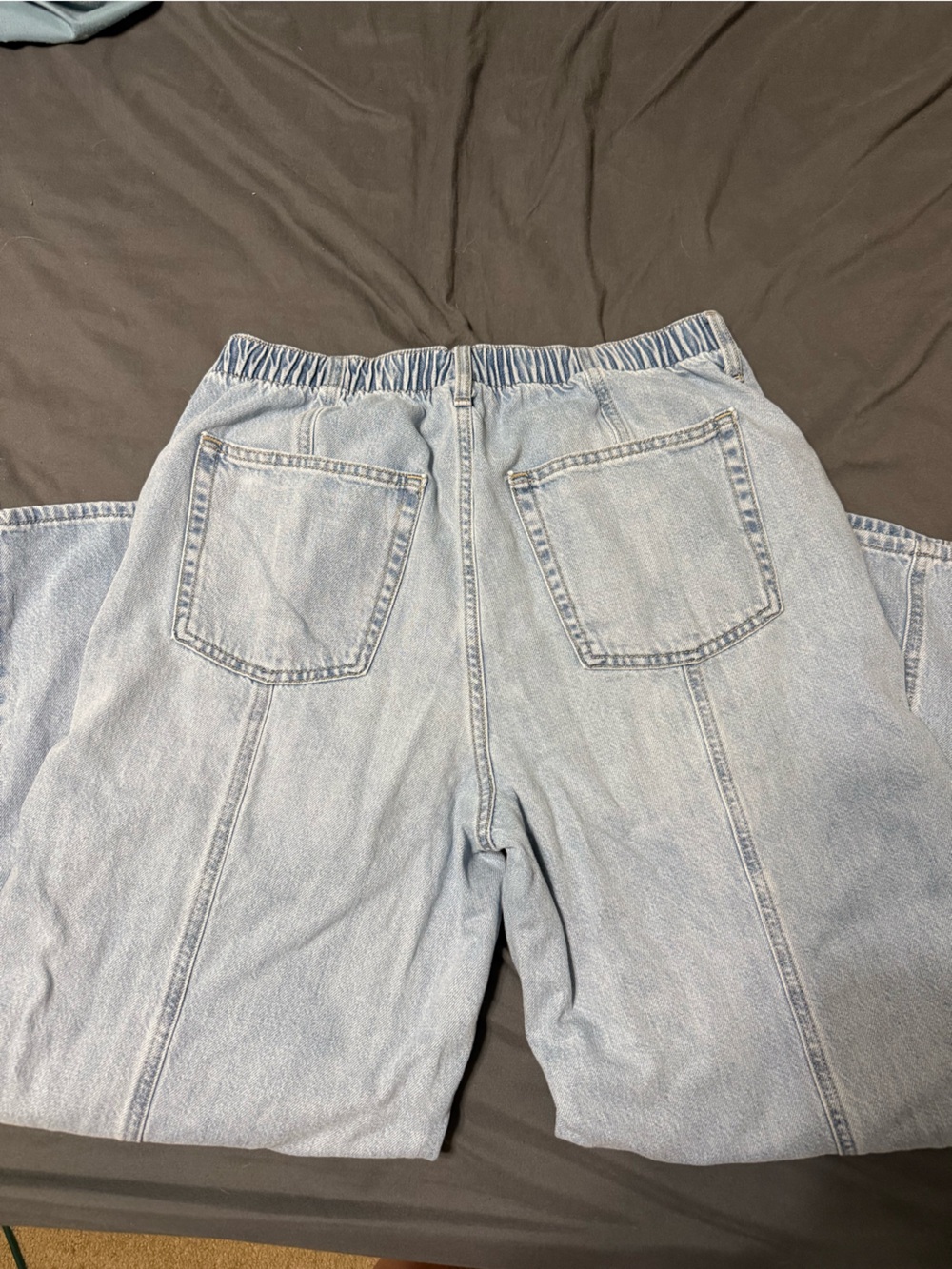Universal Thread Light Blue Relaxed Drawstring Jeans - Picture 4 of 4